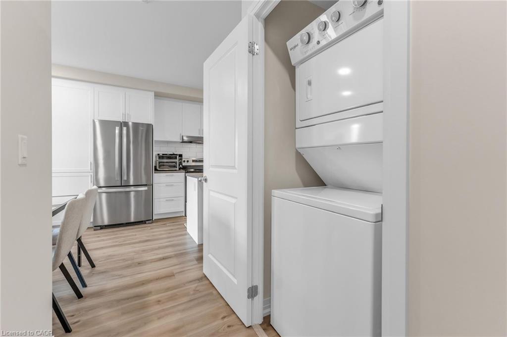 231-50 Herrick Avenue, St. Catharines, ON - Indoor Photo Showing Laundry Room