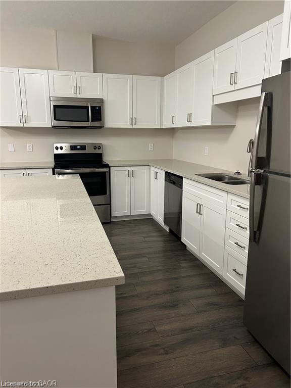 20 Grey Fox Lane, Simcoe, ON - Indoor Photo Showing Kitchen With Stainless Steel Kitchen