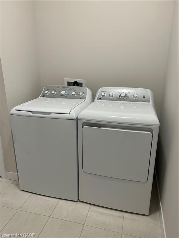 20 Grey Fox Lane, Simcoe, ON - Indoor Photo Showing Laundry Room