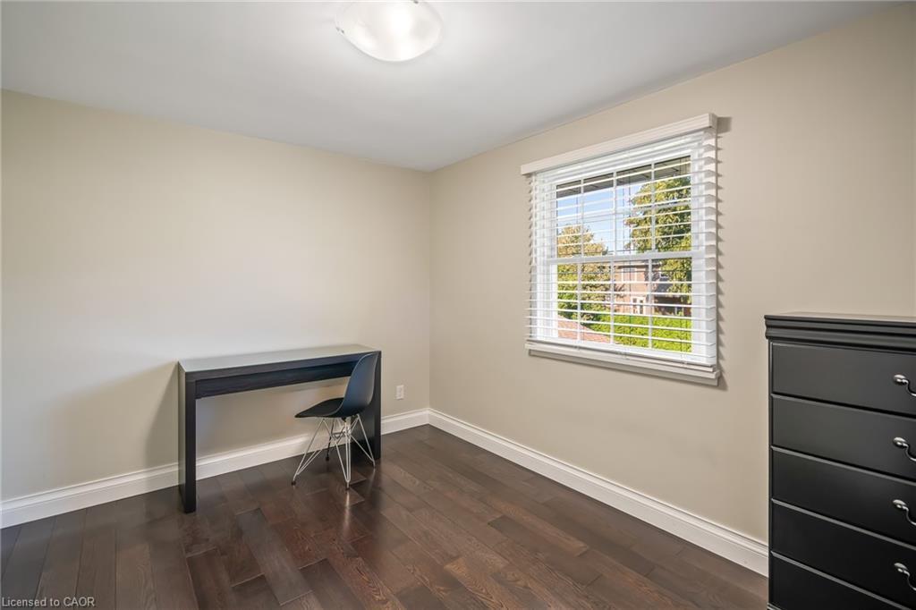 4 Upper Canada Drive, St. Catharines, ON - Indoor Photo Showing Other Room