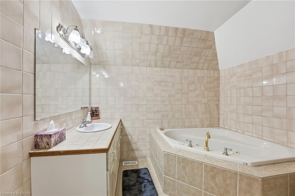 26 Terrace Hill Street, Brantford, ON