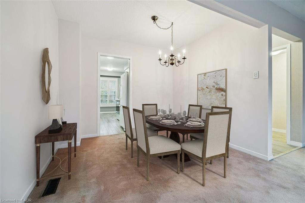 58-3029 Glencrest Road, Burlington, ON - Indoor Photo Showing Dining Room