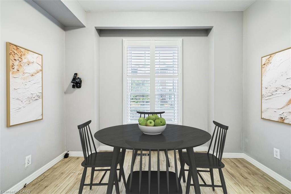 58-3029 Glencrest Road, Burlington, ON - Indoor Photo Showing Dining Room