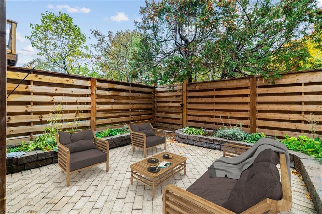 58-3029 Glencrest Road, Burlington, ON - Outdoor With Deck Patio Veranda