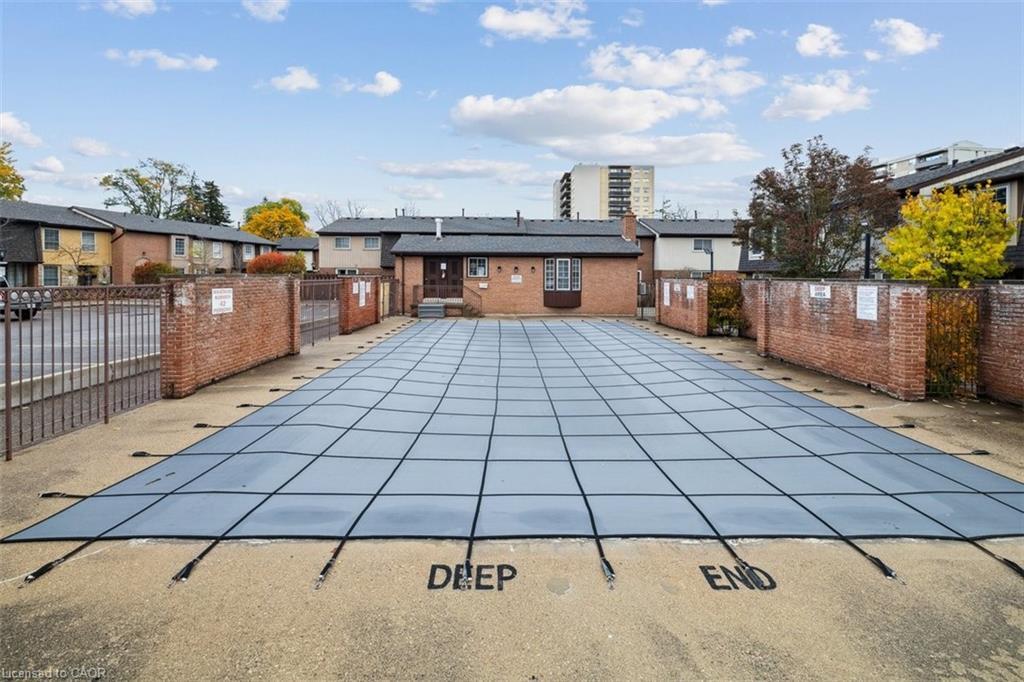 58-3029 Glencrest Road, Burlington, ON - Outdoor