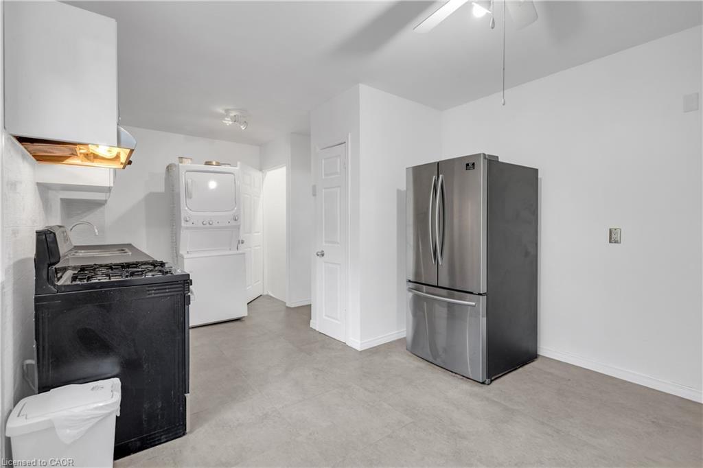 48 Luscombe Street, Hamilton, ON - Indoor