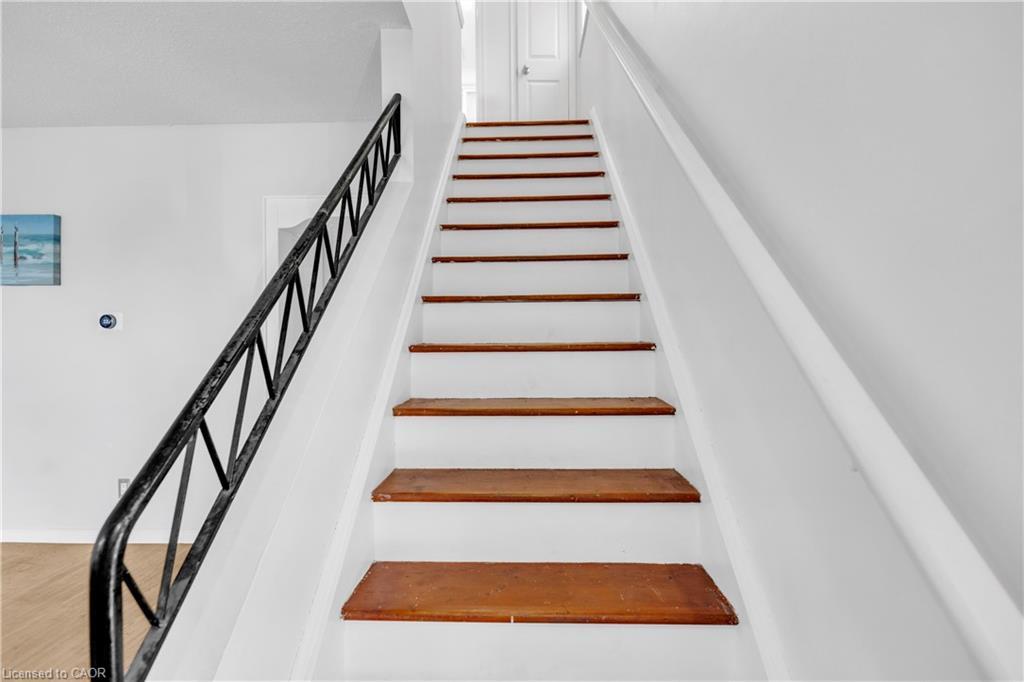 48 Luscombe Street, Hamilton, ON - Indoor Photo Showing Other Room