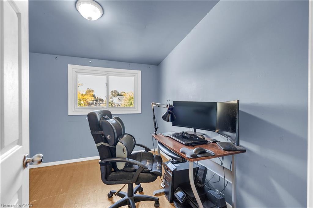 48 Luscombe Street, Hamilton, ON - Indoor Photo Showing Office