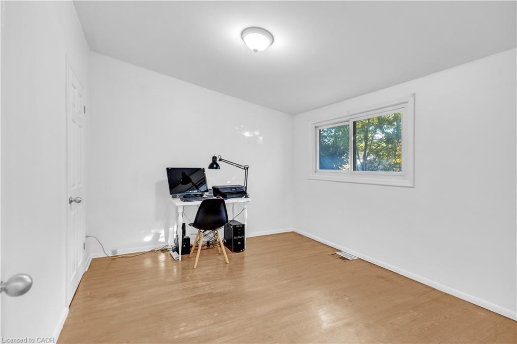 48 Luscombe Street, Hamilton, ON - Indoor Photo Showing Other Room