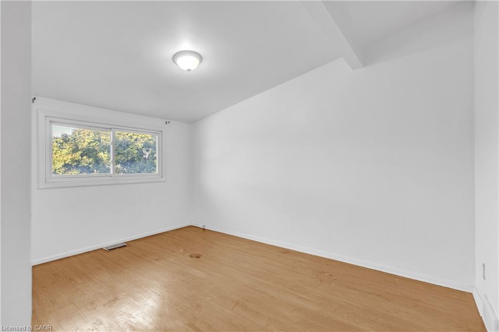 48 Luscombe Street, Hamilton, ON - Indoor Photo Showing Other Room