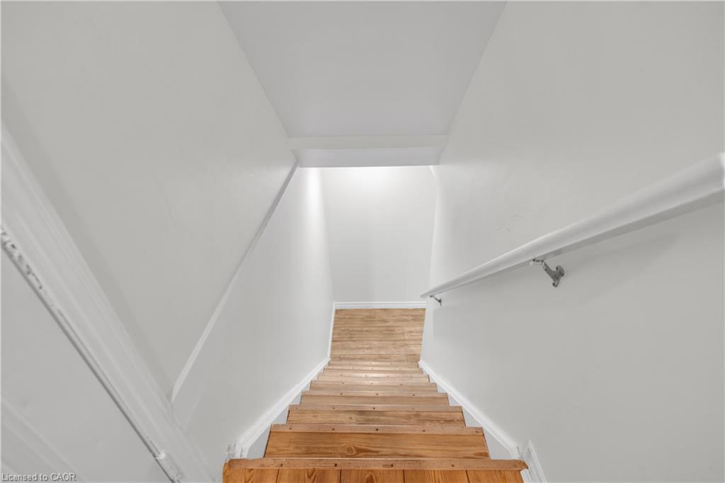 48 Luscombe Street, Hamilton, ON - Indoor Photo Showing Other Room