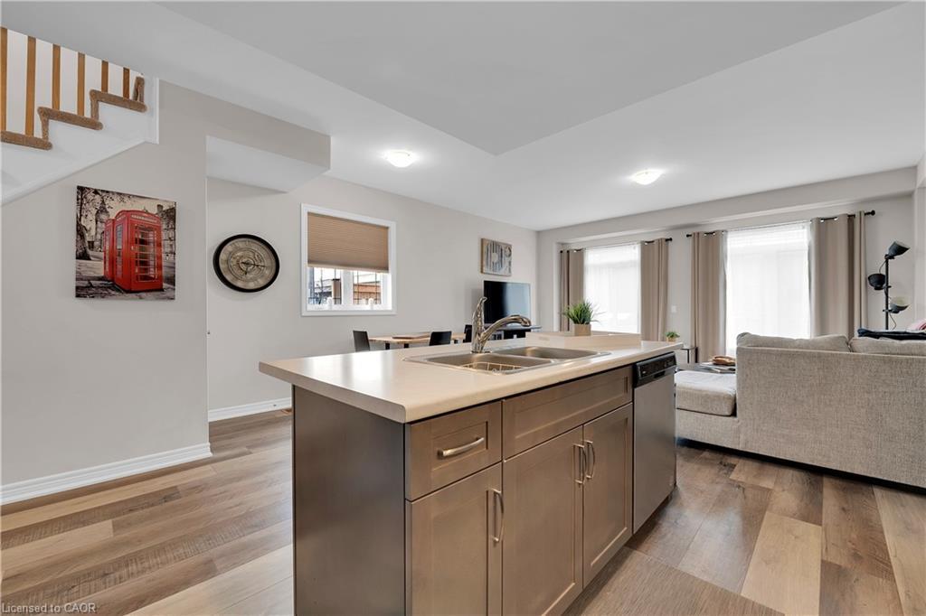 24-27 Rachel Drive, Stoney Creek, ON - Indoor Photo Showing Kitchen With Double Sink
