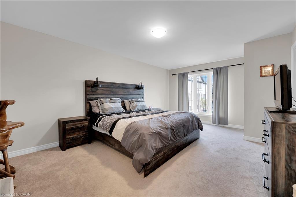 24-27 Rachel Drive, Stoney Creek, ON - Indoor Photo Showing Bedroom