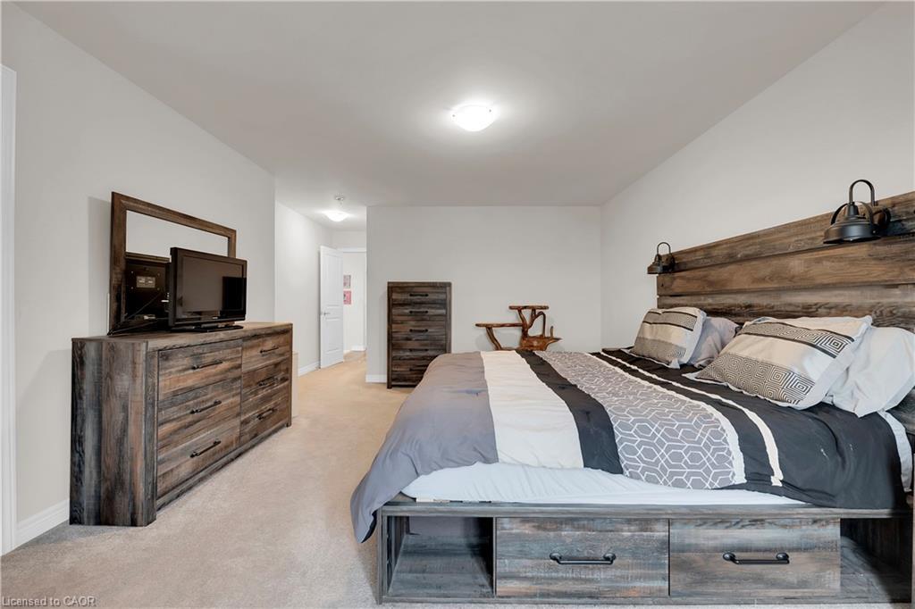 24-27 Rachel Drive, Stoney Creek, ON - Indoor Photo Showing Bedroom