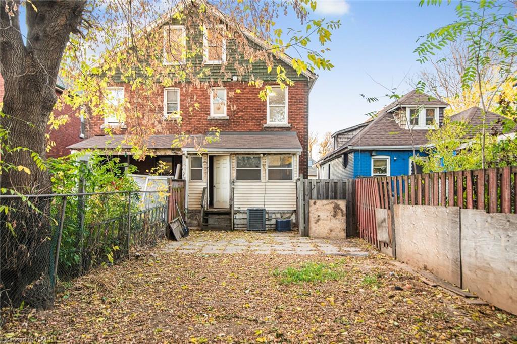 8 Leeds Street, Hamilton, ON - Outdoor