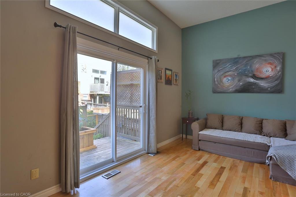 6-1085 Queens Boulevard, Kitchener, ON - Indoor