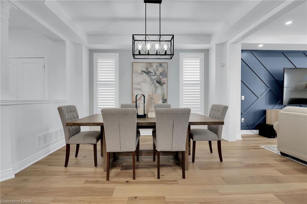 78 Chaumont Drive, Stoney Creek, ON - Indoor Photo Showing Dining Room