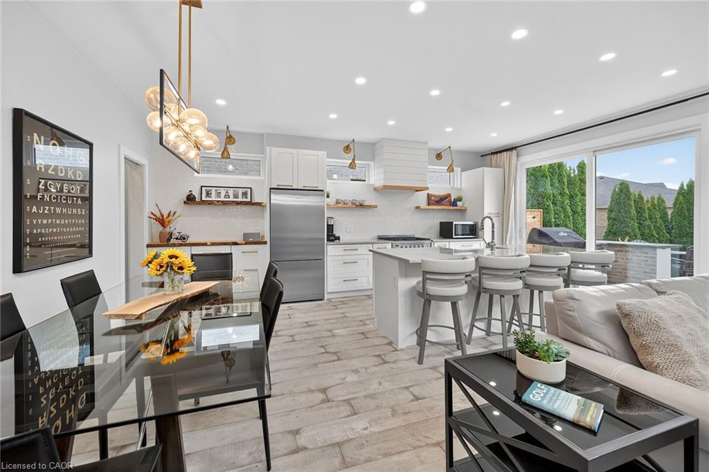 21-80 New Lakeshore Road, Port Dover, ON - Indoor