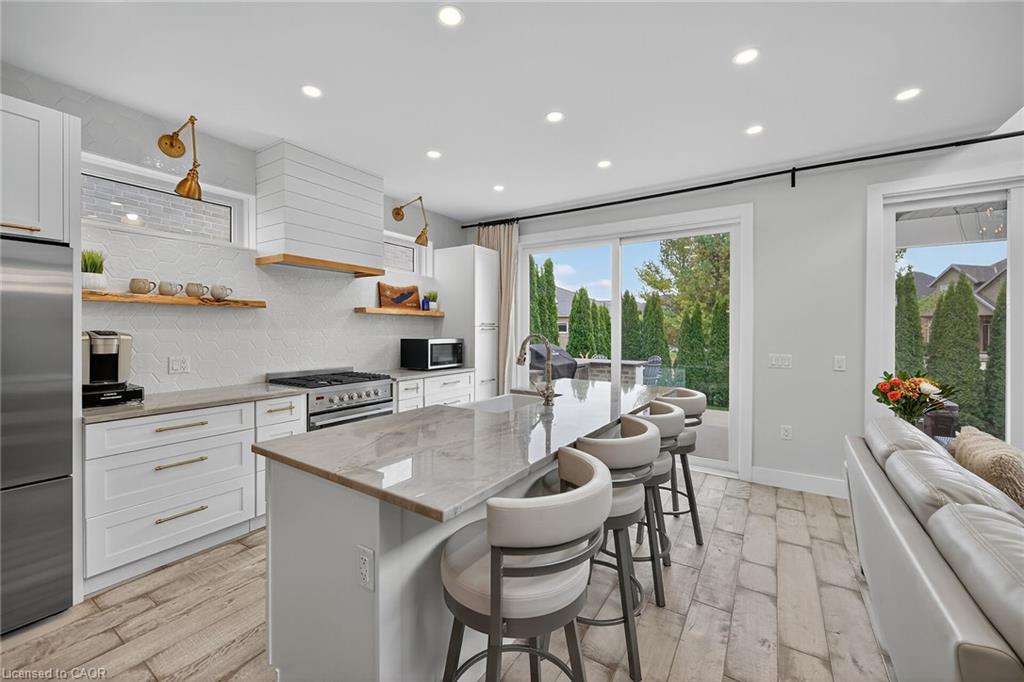 21-80 New Lakeshore Road, Port Dover, ON - Indoor