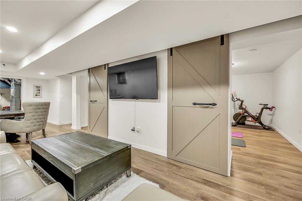 21-80 New Lakeshore Road, Port Dover, ON - Indoor Photo Showing Other Room