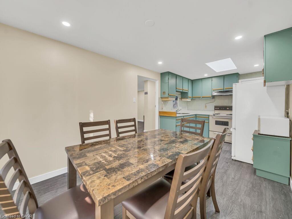 34 Belwood Crescent, Kitchener, ON - Indoor Photo Showing Dining Room
