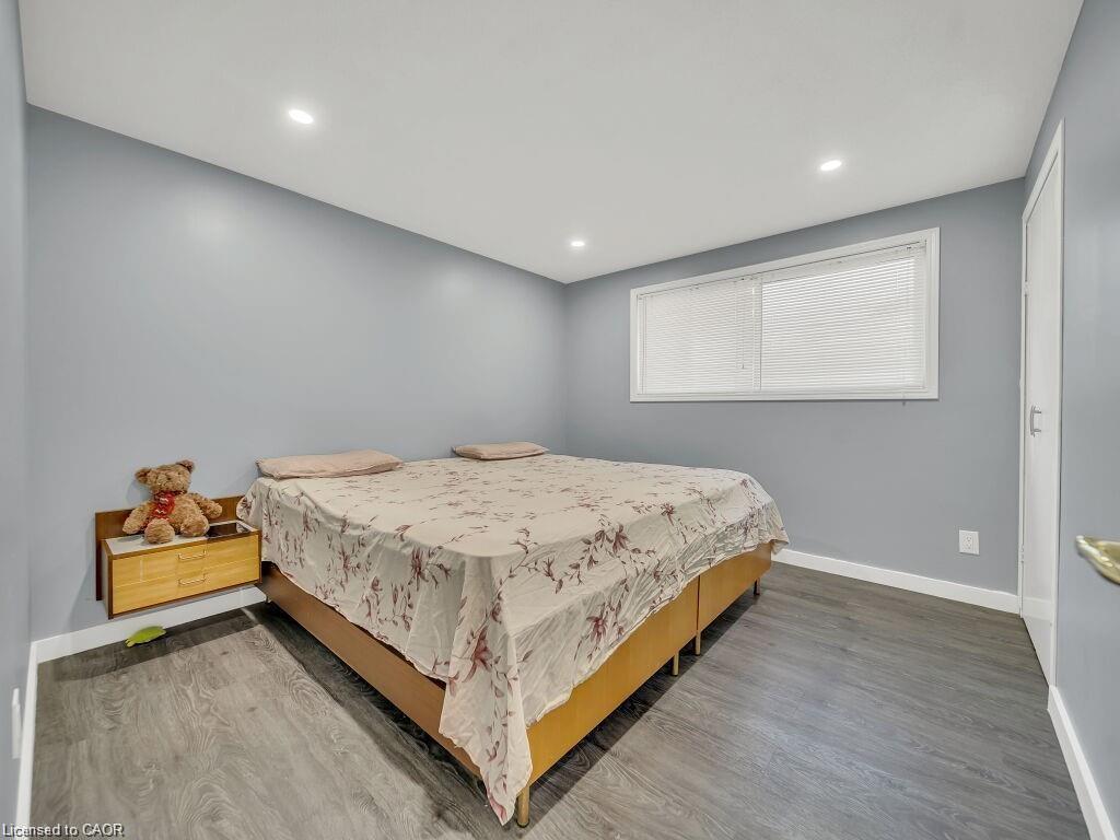 34 Belwood Crescent, Kitchener, ON - Indoor Photo Showing Bedroom