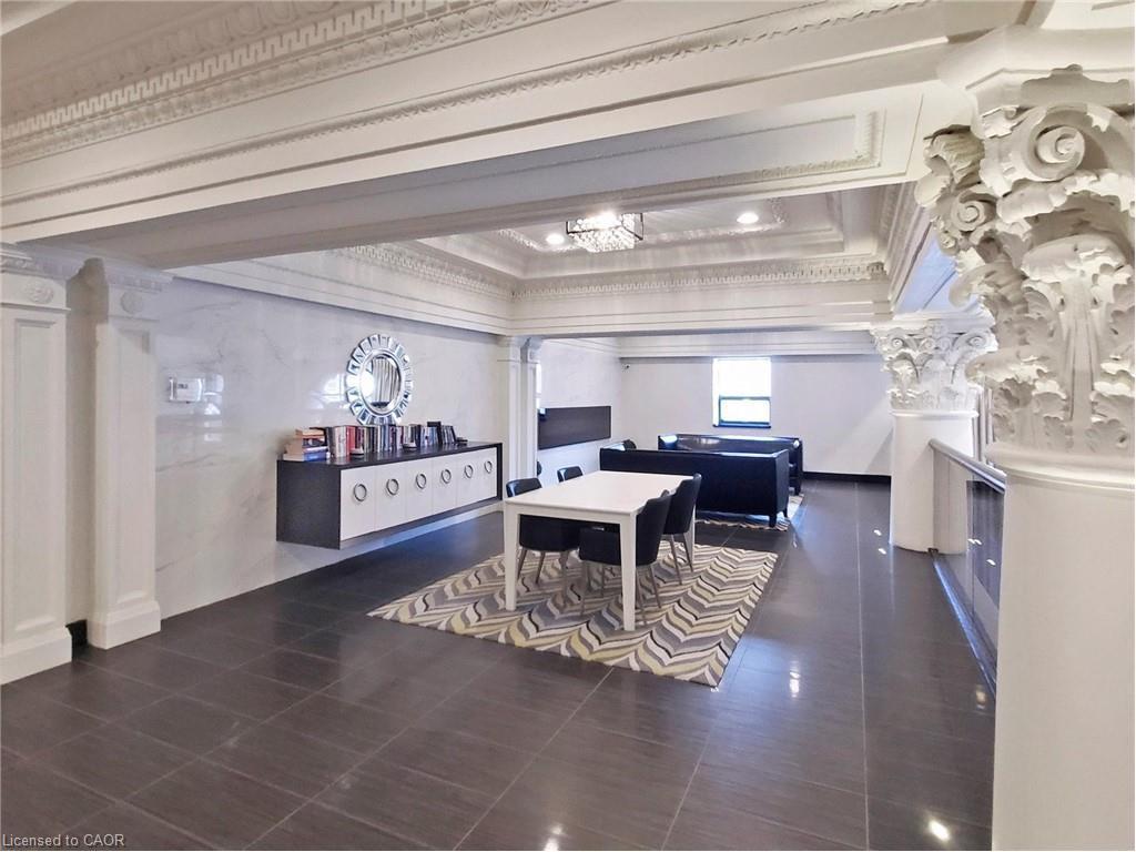 606-112 King Street E, Hamilton, ON - Indoor Photo Showing Other Room