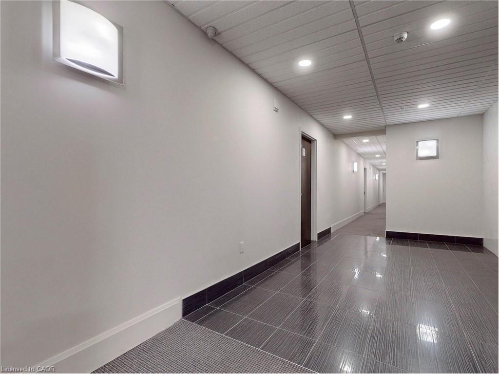 606-112 King Street E, Hamilton, ON - Indoor Photo Showing Other Room