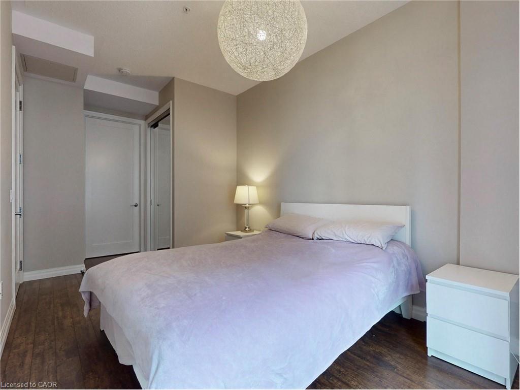 606-112 King Street E, Hamilton, ON - Indoor Photo Showing Bedroom