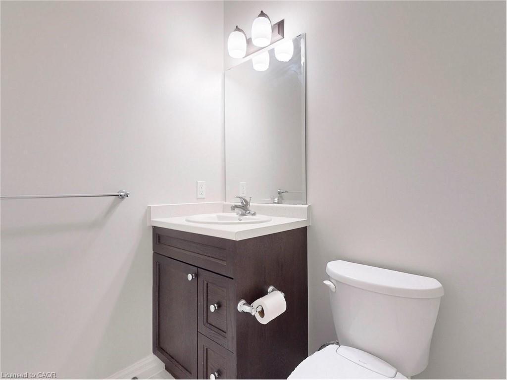 606-112 King Street E, Hamilton, ON - Indoor Photo Showing Bathroom