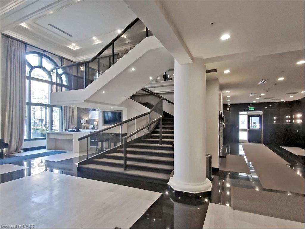 606-112 King Street E, Hamilton, ON - Indoor Photo Showing Other Room