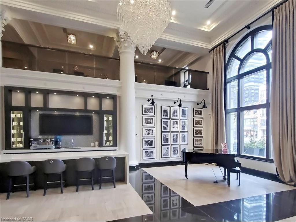 606-112 King Street E, Hamilton, ON - Indoor