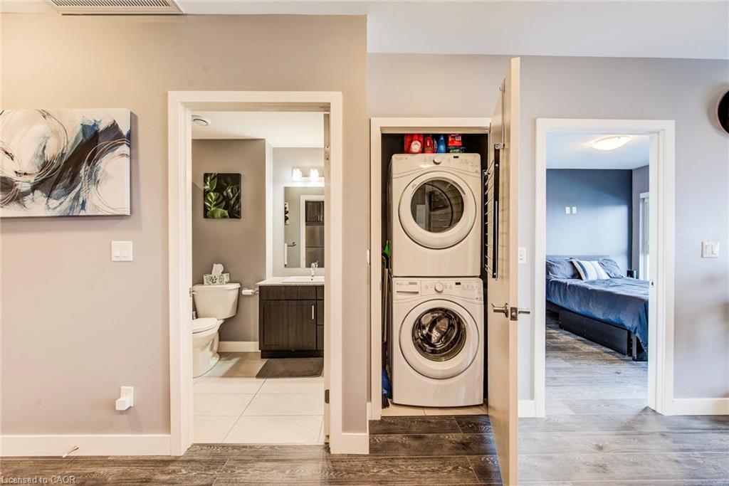 1310-1 Victoria Street S, Kitchener, ON - Indoor Photo Showing Laundry Room