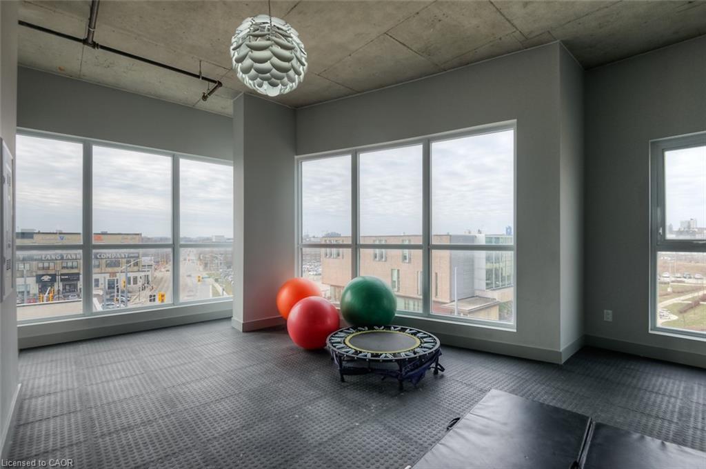 1310-1 Victoria Street S, Kitchener, ON - Indoor