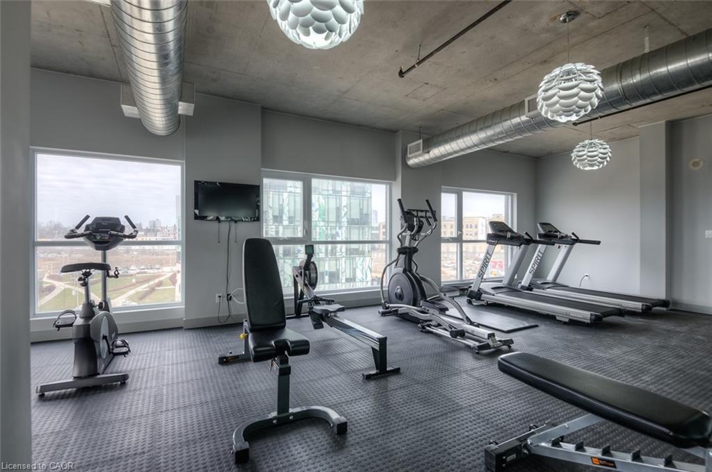 1310-1 Victoria Street S, Kitchener, ON - Indoor Photo Showing Gym Room