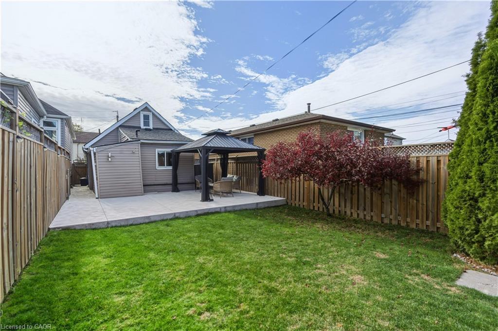 9 Hope Avenue, Hamilton, ON - Outdoor