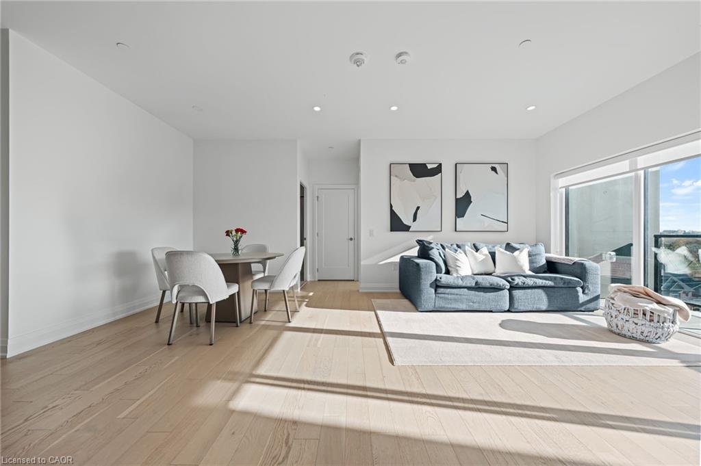 601-71 Wyndham Street S, Guelph, ON - Indoor