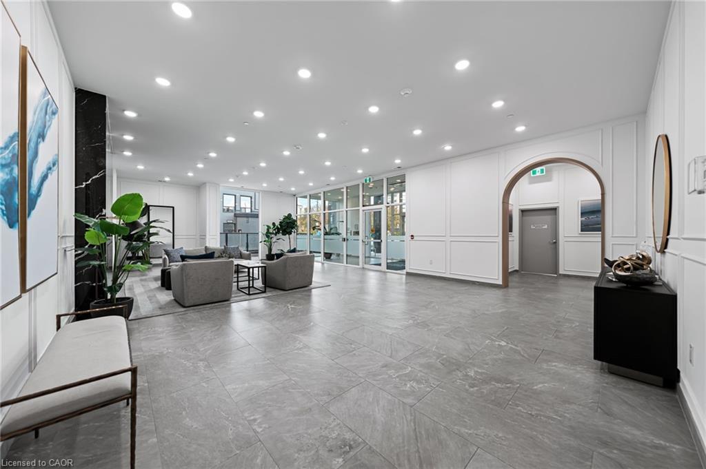 601-71 Wyndham Street S, Guelph, ON - Indoor