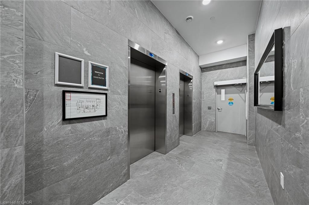 601-71 Wyndham Street S, Guelph, ON - Indoor Photo Showing Other Room