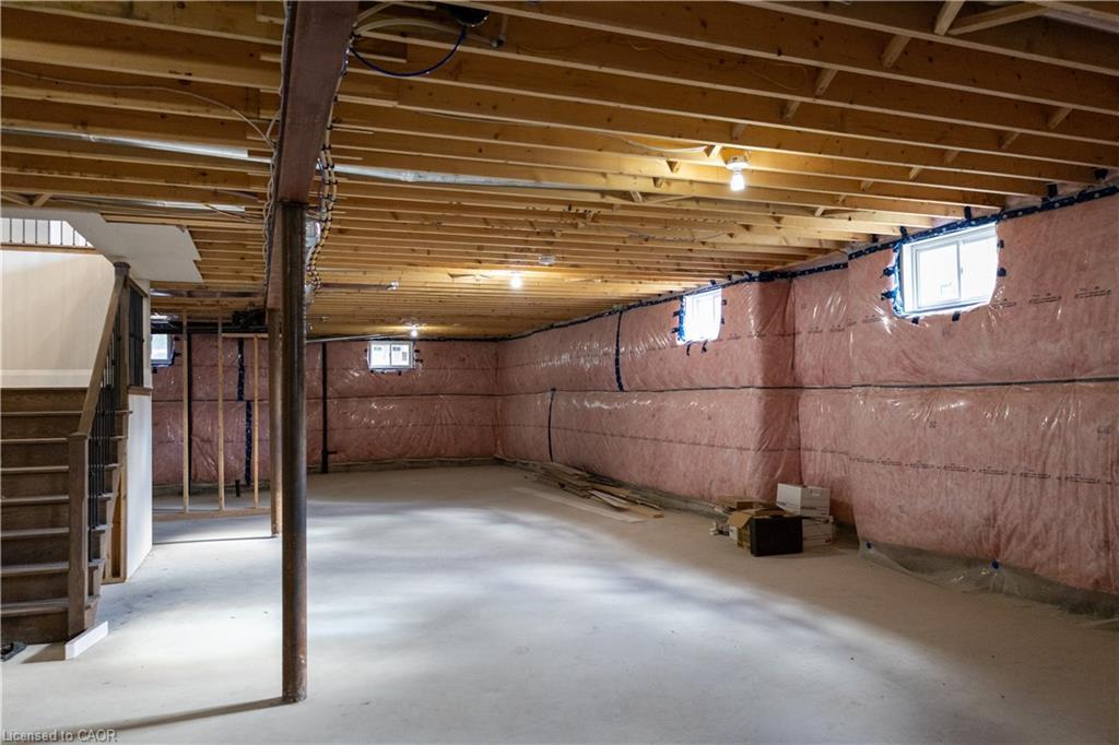 75 Robinson Road, Cambridge, ON - Indoor Photo Showing Basement