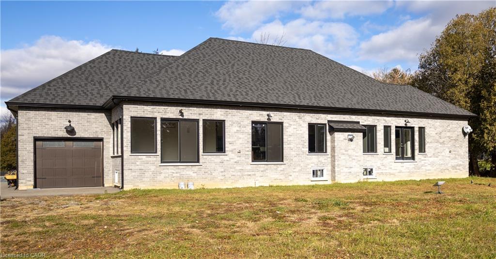 75 Robinson Road, Cambridge, ON - Outdoor