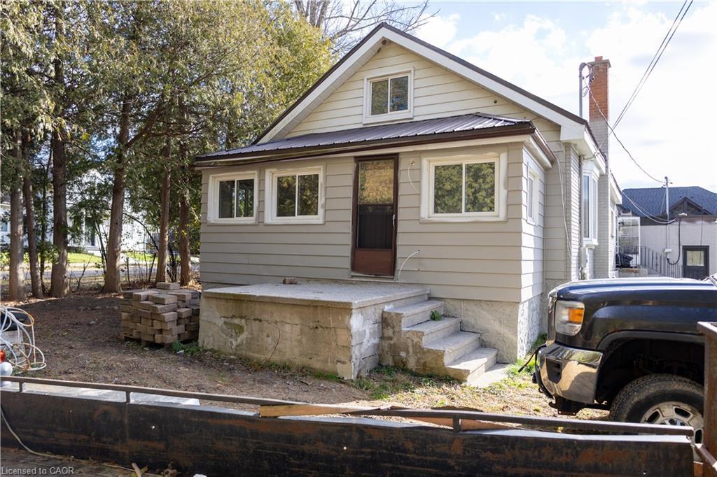 75 Robinson Road, Cambridge, ON - Outdoor