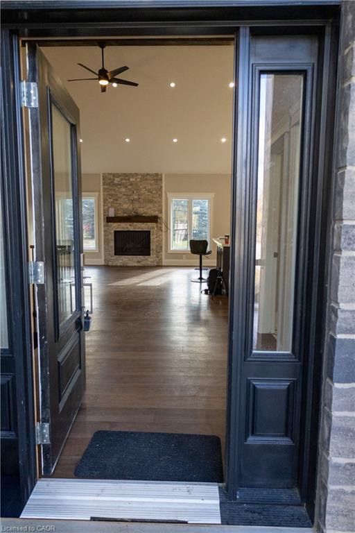75 Robinson Road, Cambridge, ON - Indoor With Fireplace