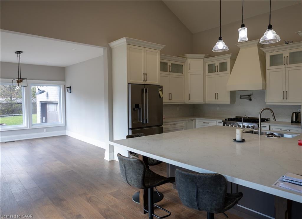 75 Robinson Road, Cambridge, ON - Indoor Photo Showing Kitchen