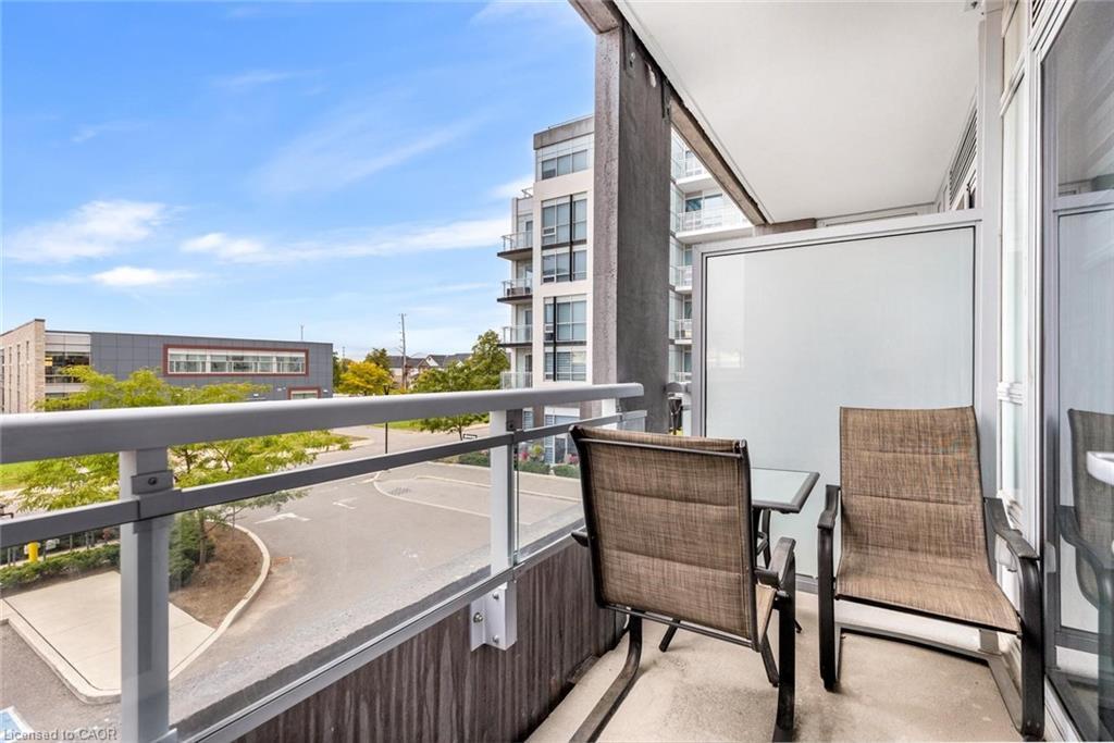 226-1050 Main Street E, Milton, ON - Outdoor With Balcony With Exterior