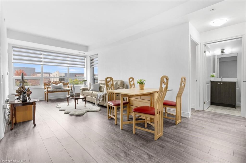 226-1050 Main Street E, Milton, ON - Indoor