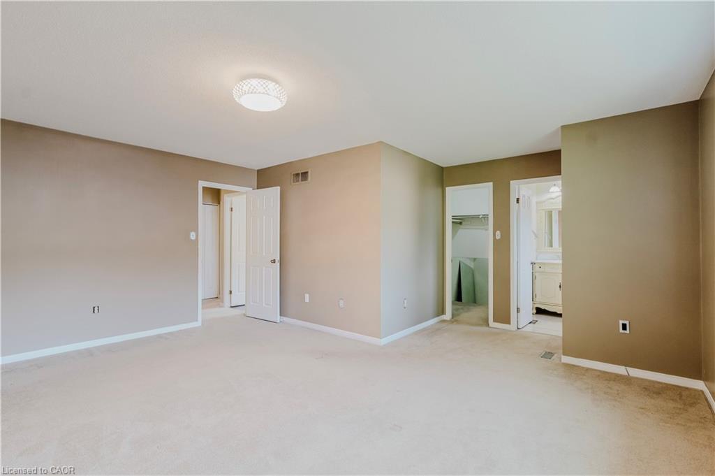 195 Duncairn Crescent, Hamilton, ON - Indoor Photo Showing Other Room