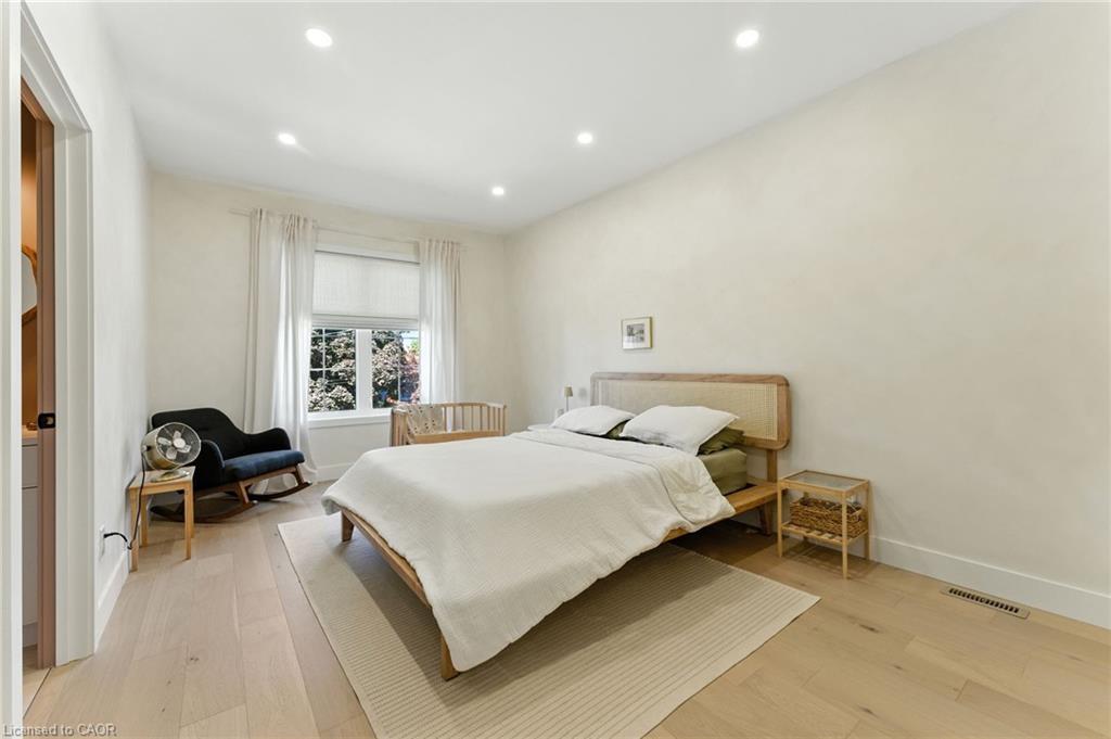 13 Linden Street, Aylmer, ON - Indoor Photo Showing Bedroom