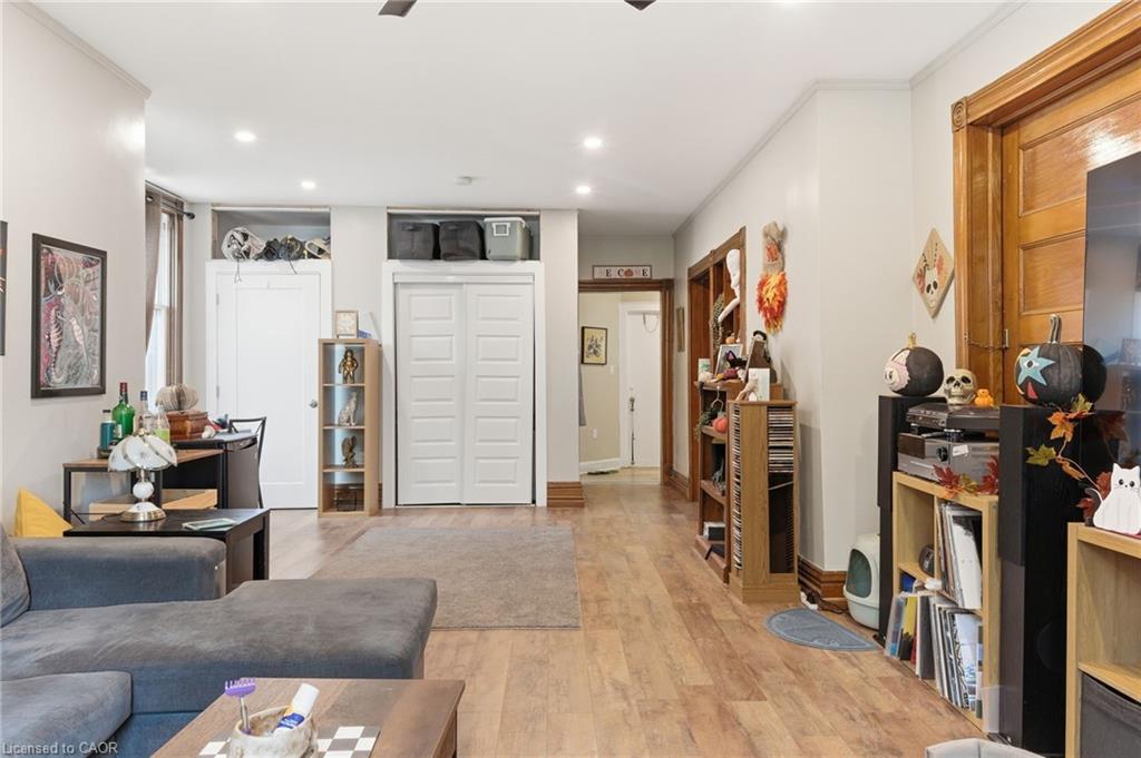 180 Ontario Street, St. Catharines, ON