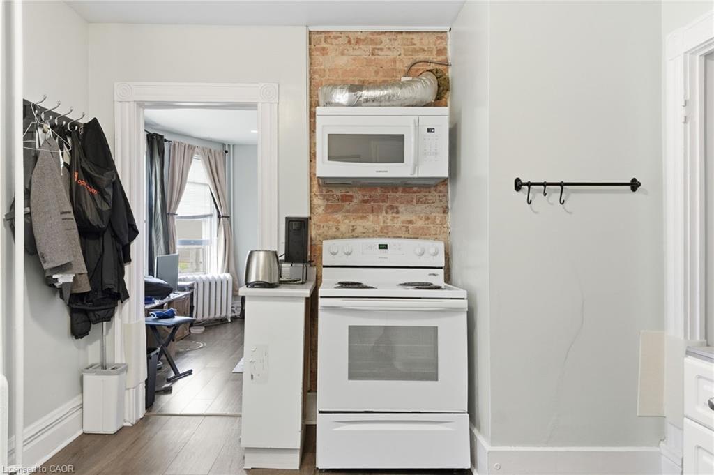 180 Ontario Street, St. Catharines, ON